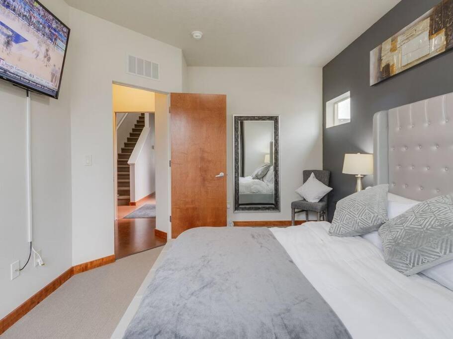 Brand New Downtown Modern 5 Beds, 3 Full Baths Vermont Avenue, 博伊西 外观 照片